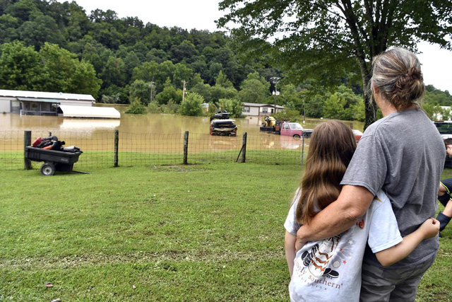 Số nạn nhân tử vong trong trận lũ lụt nghiêm trọng ở Kentucky tăng lên 25 người - Ảnh 5.