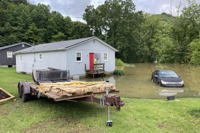 Số nạn nhân tử vong trong trận lũ lụt nghiêm trọng ở Kentucky tăng lên 25 người - Ảnh 8.