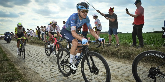 Simon Clarke về nhất chặng 5 Tour de France 2022 - Ảnh 1.