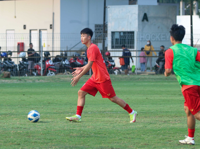 ĐT U19 Việt Nam đón tin vui về lực lượng trước trận gặp Myanmar - Ảnh 6.