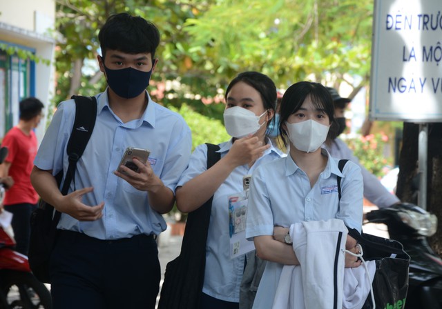 TP Hồ Chí Minh, Đà Nẵng đảm bảo an toàn ngày đầu thi tốt nghiệp THPT - Ảnh 3.
