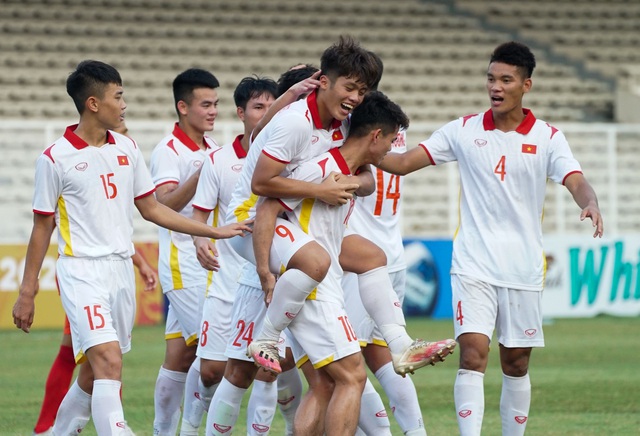 HLV Đinh Thế Nam hài lòng về chiến thắng trước U19 Myanmar - Ảnh 1.