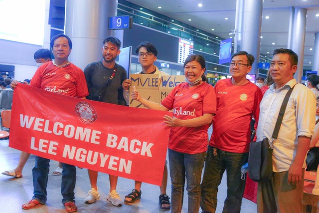 Lee Nguyễn có mặt tại Việt Nam, sẵn sàng ra sân cuối tuần này - Ảnh 1.