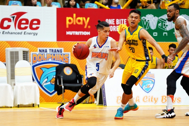 VBA 2022 - Game 37: Hanoi Buffaloes giành suất cuối dự VBA Playoffs - Ảnh 2.