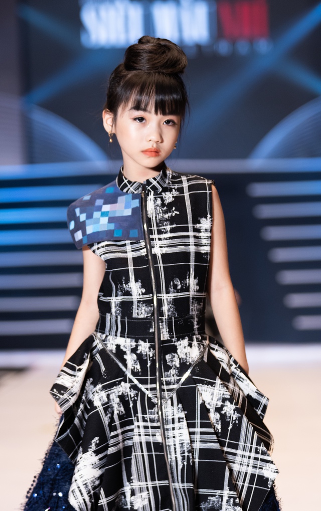 3 NTK trẻ trình làng BST thời trang độc đáo tại Đại hội Siêu mẫu nhí Việt Nam 2022 - Ảnh 7.