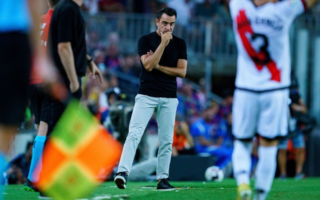 Xavi cần sự kiên nhẫn của các cổ động viên sau trận hoà của Barcelona với Rayo Vallecano - Ảnh 1.