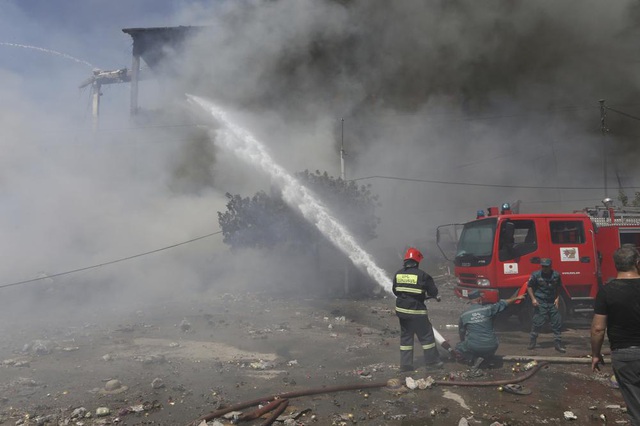 Số nạn nhân tử vong trong vụ nổ kho pháo hoa ở Armenia tăng lên 5 người - Ảnh 2.