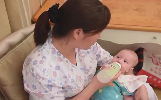 Tỷ lệ sinh liên tục giảm, Trung Quốc tung hàng loạt biện pháp khuyến khích sinh đẻ mới - Ảnh 3.