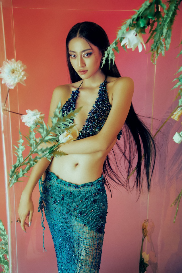 Nhan sắc tuổi 22 của Hoa hậu Lương Thùy Linh khi vừa kết thúc nhiệm kỳ - Ảnh 1.