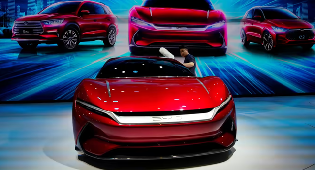 Trung Quốc đẩy mạnh xuất khẩu xe năng lượng mới - Ảnh 1.