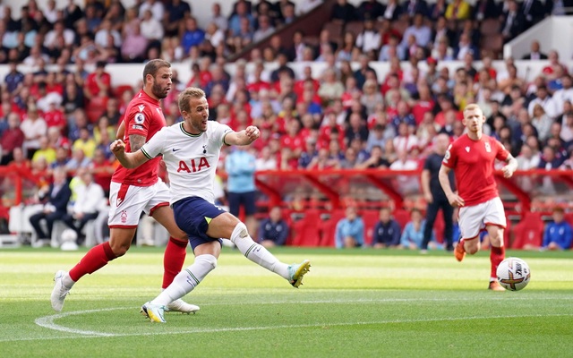 Harry Kane lập cú đúp, Tottenham vươn lên thứ 3 Ngoại hạng Anh - Ảnh 1.