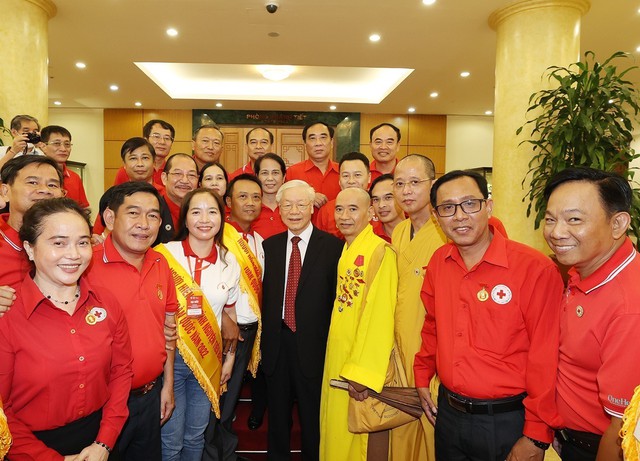 Tổng Bí thư Nguyễn Phú Trọng gặp mặt đại biểu dự Đại hội XI Hội Chữ thập đỏ Việt Nam nhiệm kỳ 2022-2027 - Ảnh 5.