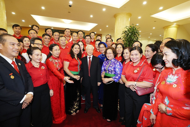 Tổng Bí thư Nguyễn Phú Trọng gặp mặt đại biểu dự Đại hội XI Hội Chữ thập đỏ Việt Nam nhiệm kỳ 2022-2027 - Ảnh 2.