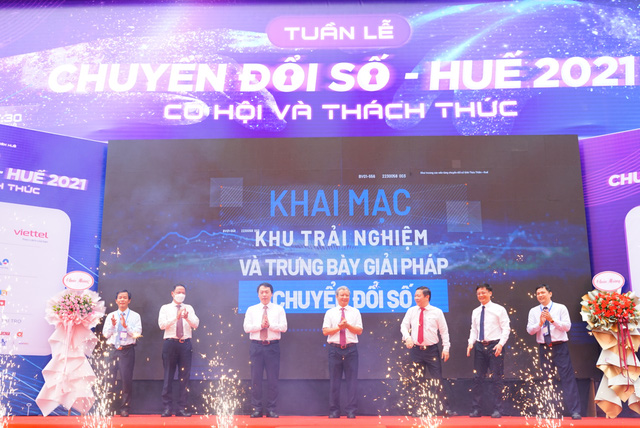 Tuần lễ Chuyển đổi số tỉnh Thừa Thiên Huế 2022: Chuyển đổi số tạo đà đẩy nhanh phát triển kinh tế - xã hội - Ảnh 1.