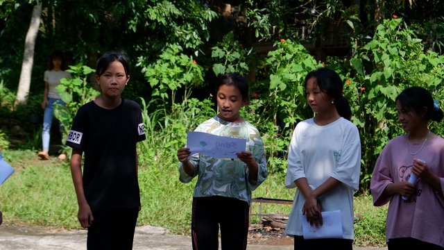 Quỹ Tấm lòng Việt tổ chức hoạt động trải nghiệm cho học sinh dân tộc thiểu số nghèo - Ảnh 2.