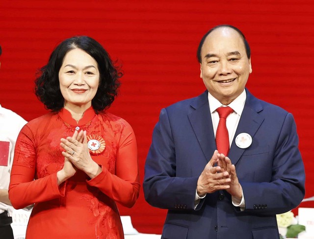 Chủ tịch nước Nguyễn Xuân Phúc dự Đại hội toàn quốc Hội Chữ thập đỏ Việt Nam lần thứ XI - Ảnh 8.