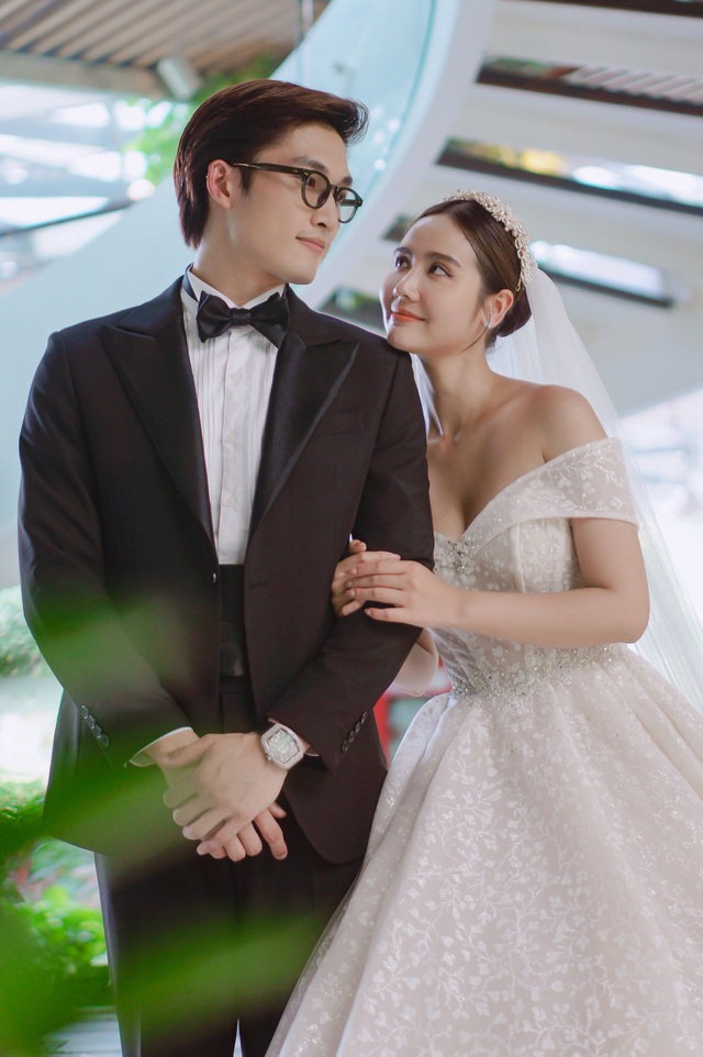 Thương ngày nắng về: Loạt ảnh đám cưới Trang - Duy khiến fan mê đắm - Ảnh 1.