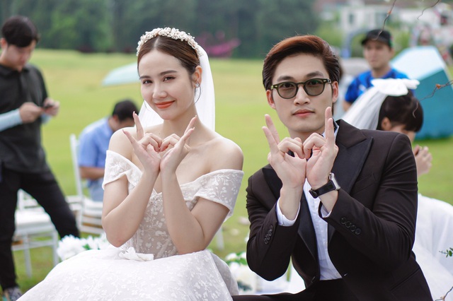 Thương ngày nắng về: Loạt ảnh đám cưới Trang - Duy khiến fan mê đắm - Ảnh 5.