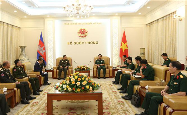 Việt Nam - Campuchia tăng cường hợp tác hai quân đội - Ảnh 1.