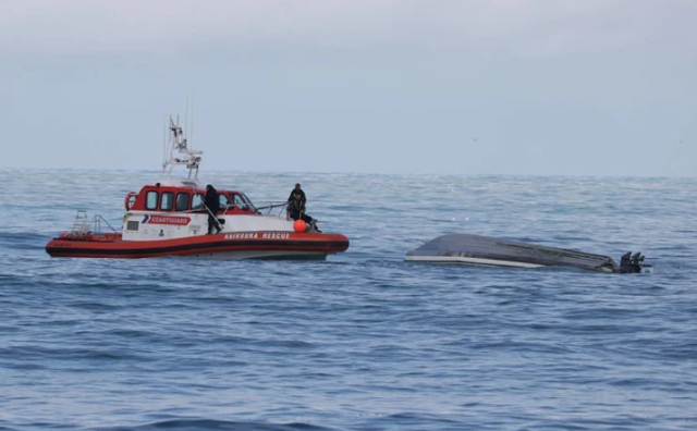 2 người chết, 3 người mất tích ở New Zealand sau vụ nghi va chạm với cá voi gây lật thuyền - Ảnh 1.