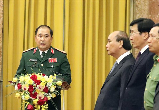 Phó Tổng Tham mưu trưởng Phùng Sĩ Tấn được thăng quân hàm - Ảnh 2.