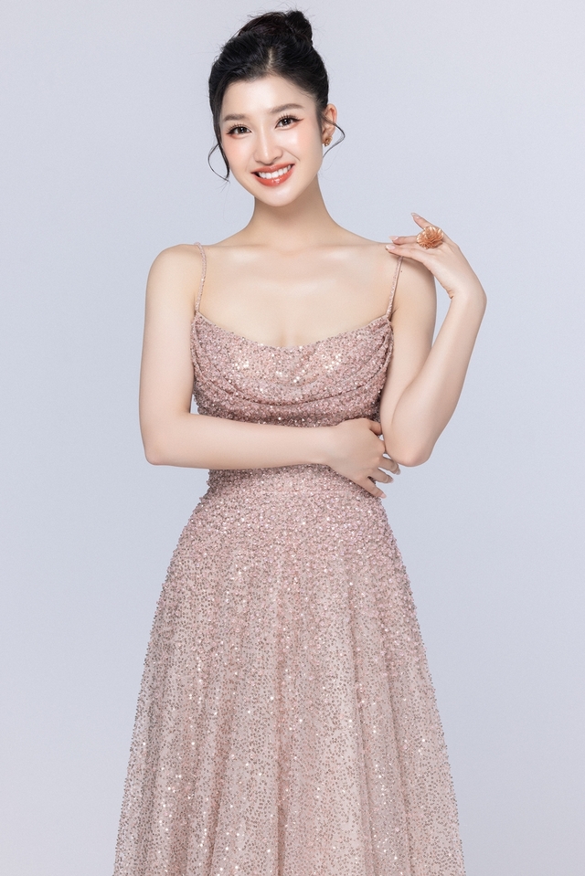 Nhan sắc Hoa hậu Mai Phương sau 1 tháng đăng quang - Ảnh 7.