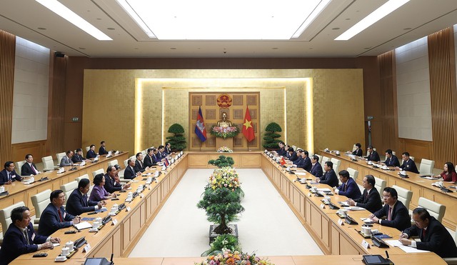 Tăng cường kết nối hai nền kinh tế Việt Nam - Campuchia - Ảnh 1.