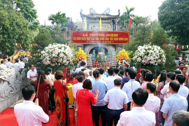 Lễ cầu an và hội hoa đăng ở Côn Sơn - Kiếp Bạc - Ảnh 1.