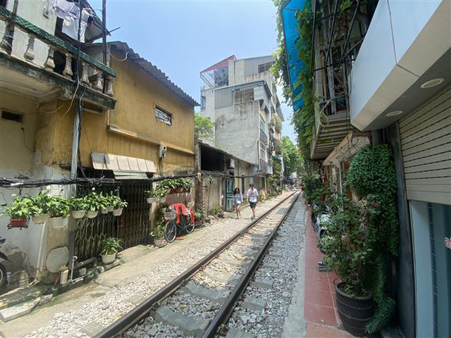 Xóm cà phê đường tàu ở Hà Nội sẽ phải đóng cửa từ ngày 15/9 - Ảnh 4.