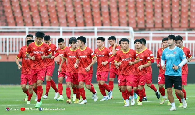 ĐT Việt Nam vs ĐT Singapore: HLV Park Hang-seo tạo cơ hội cho cầu thủ trẻ | 19h trực tiếp trên VTV5 và VTV6 - Ảnh 2.