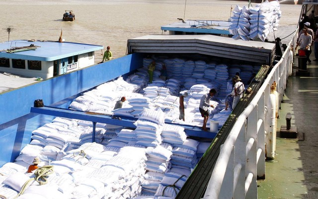 Ấn Độ hạn chế xuất khẩu, nhiều doanh nghiệp tìm mua gạo Việt - Ảnh 2.