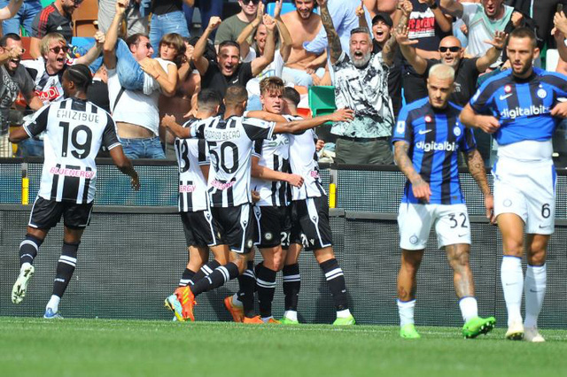 Vòng 7 Serie A | Ngày buồn của 2 đội bóng thành Milan - Ảnh 3.