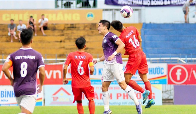 CLB Khánh Hòa vươn lên ngôi đầu bảng hạng Nhất Quốc gia - Ảnh 1.