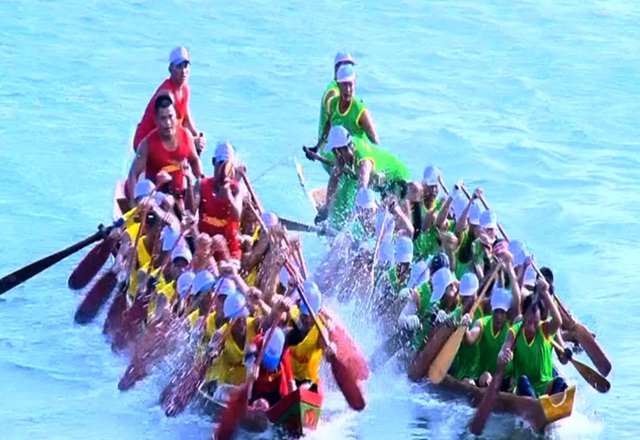 Hà Tĩnh tổ chức đua thuyền truyền thống mừng ngày Quốc khánh - Ảnh 1.
