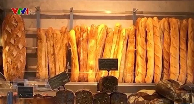 Giá bánh mỳ ở châu Âu tăng gần 20% trong tháng 8 - Ảnh 1.