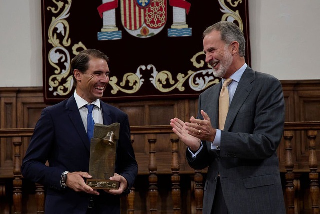 Rafael Nadal nhận giải thưởng Camino Real của nhà vua Tây Ban Nha     - Ảnh 1.