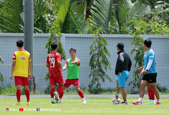 ĐT Việt Nam tích cực chuẩn bị cho trận đấu gặp ĐT Ấn Độ tại Giải giao hữu quốc tế – Hưng Thịnh 2022 - Ảnh 4.