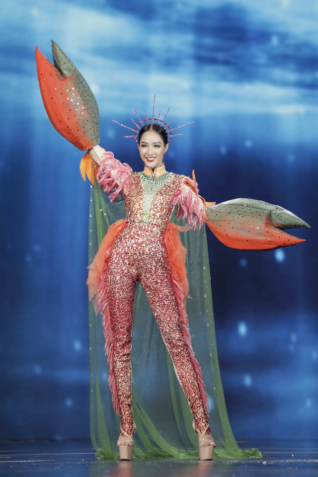 Những bộ trang phục văn hóa dân tộc ấn tượng tại Miss Grand Vietnam 2022 - Ảnh 4.