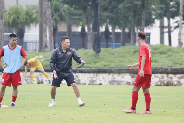 ĐT U17 Việt Nam tích cực luyện tập cho Vòng loại U17 Châu Á - Ảnh 2.