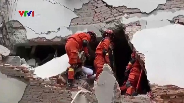 Gia tăng thương vong do động đất tại Trung Quốc - Ảnh 1.