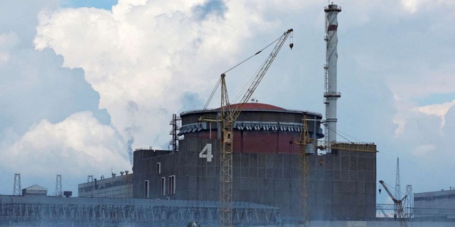 IAEA kêu gọi thiết lập vùng an toàn xung quanh nhà máy Zaporizhzhia - Ảnh 1.