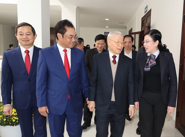 Tổng Bí thư Nguyễn Phú Trọng thăm, chúc Tết tại Thái Nguyên - Ảnh 1.