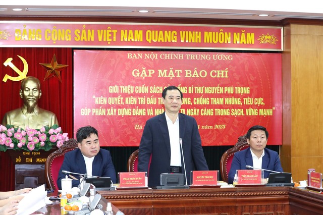 Chuẩn bị ra mắt sách của Tổng Bí thư Nguyễn Phú Trọng - Ảnh 1.