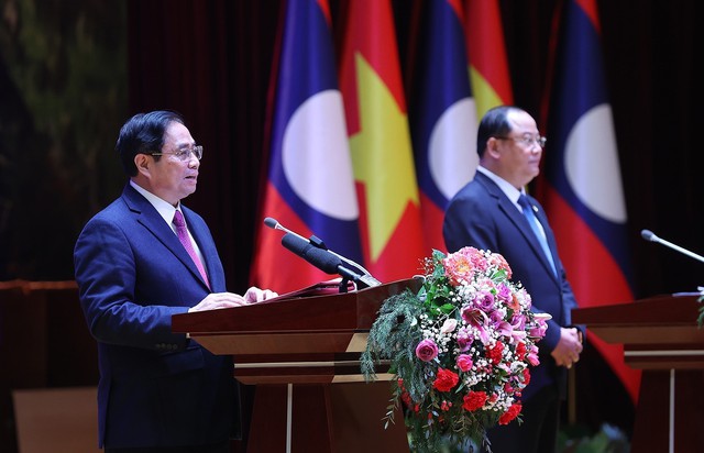 Năm Đoàn kết hữu nghị Việt Nam - Lào, Lào - Việt Nam 2022 đã thành công rực rỡ - Ảnh 1.