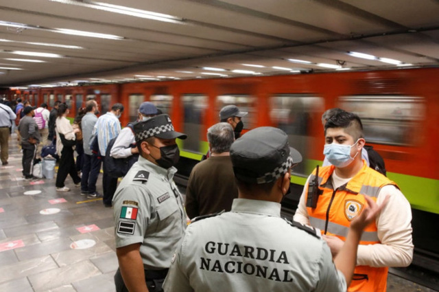 Mexico điều 6.000 vệ binh sau loạt sự cố nghi phá hoại tàu điện ngầm - Ảnh 1.