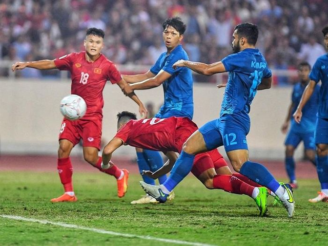 Hoà Thái Lan, đội tuyển Việt Nam được thưởng 1 tỷ đồng - Ảnh 1.