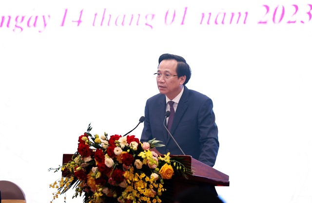 Thủ tướng Phạm Minh Chính dự Hội nghị triển khai nhiệm vụ lao động, người có công - Ảnh 3.