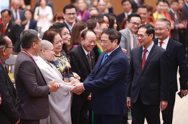 Thủ tướng gặp mặt kiều bào tiêu biểu dự Chương trình Xuân Quê hương 2023 - Ảnh 4.