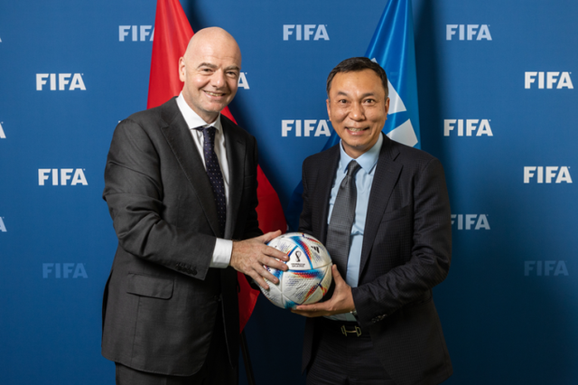 Chủ tịch FIFA dự khán trận Thái Lan - Việt Nam - Ảnh 1.