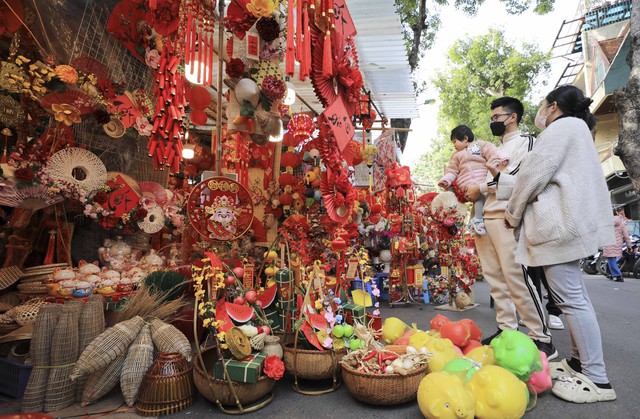 Chợ hoa Hàng Lược - Nét văn hóa của người Hà Nội - Ảnh 11.